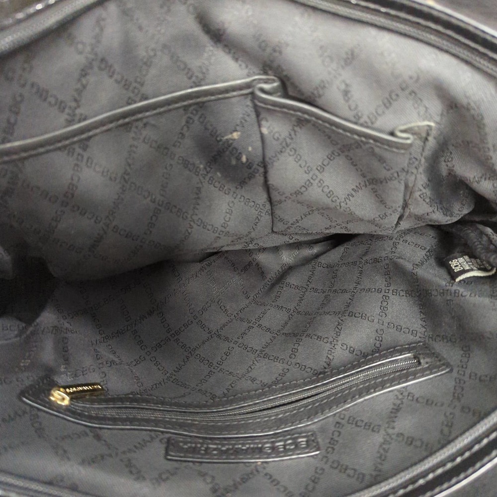 BCBG MAX AZRIA Patent Leather Quilted Purse Black - Picture 10 of 12